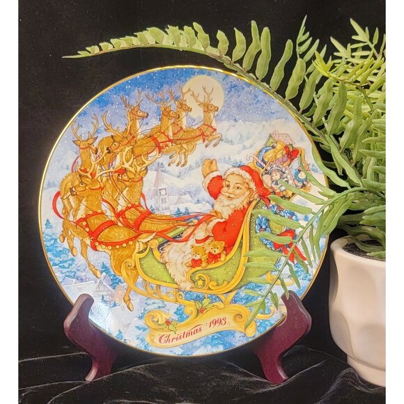 Antique Avon Porcelain Collector's Plate "Special Christmas Delivery" - Picture 3 of 6